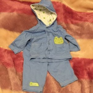 Carter’s Blue hoodie outfit